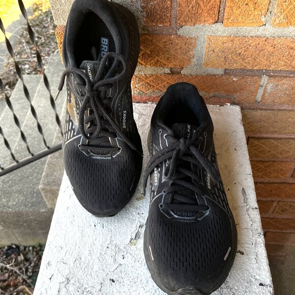 BROOKS Adrenaline 21 All Black Womens Running Athletic Shoes 9.5 41 M Comfort - Picture 2 of 6
